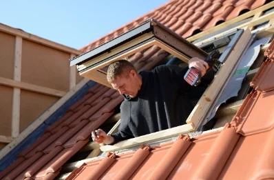 Pose de fenêtres de toit Velux à Figarol